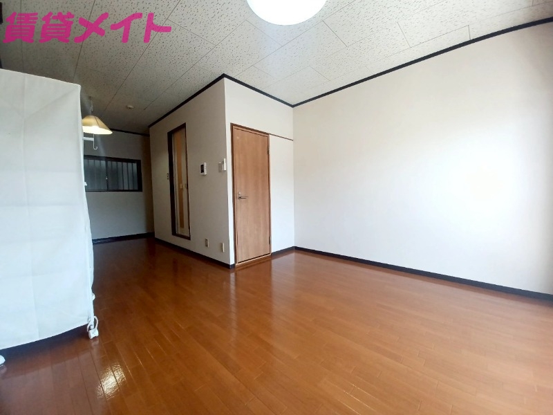 その他部屋・スペース　別部屋参照。現状優先になります。
