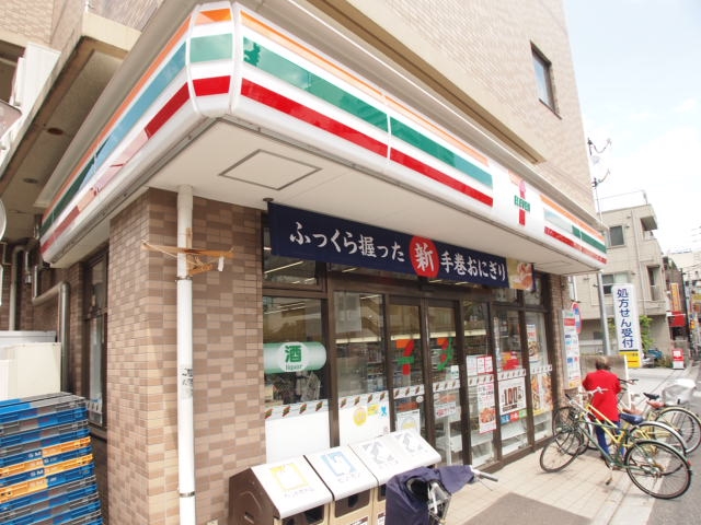 コンビニ　セブンイレブン 荒川町屋店（コンビニ）まで602m