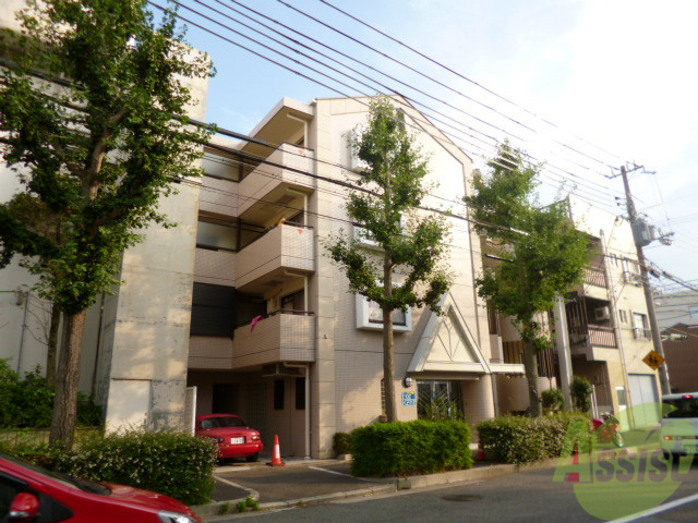 建物外観　かっこいい建物ですね