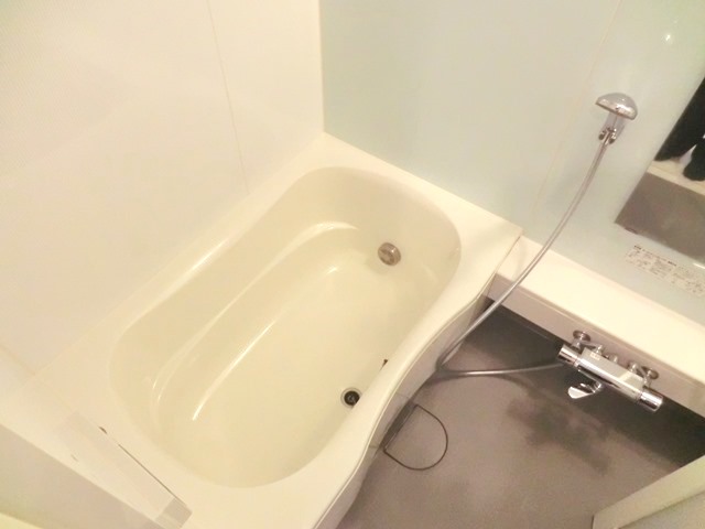 バス・シャワールーム　別室参考写真です。
