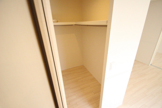 収納　※別部屋の写真です