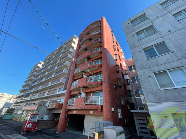 建物外観　札幌市中央区南８条西「ローヤルハイツ８・８」