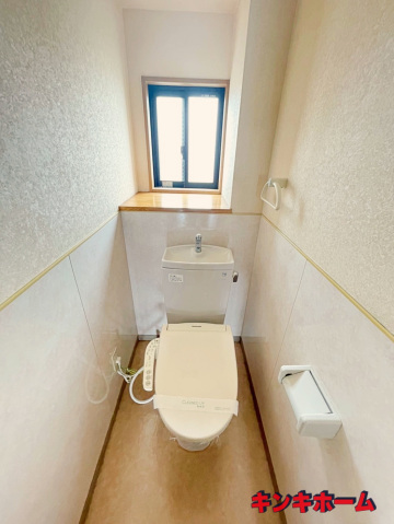 トイレ　写真は別のお部屋です。※現況を優先します