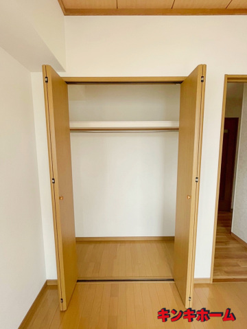 収納　写真は別のお部屋です。※現況を優先します