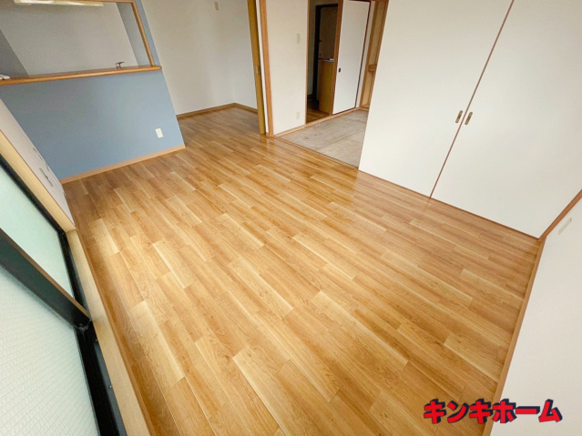 居室・リビング　写真は別のお部屋です。※現況を優先します