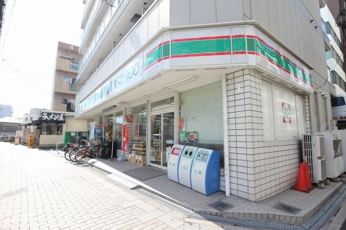 コンビニ　ローソンストア100 吹田江の木町（コンビニ）まで30m