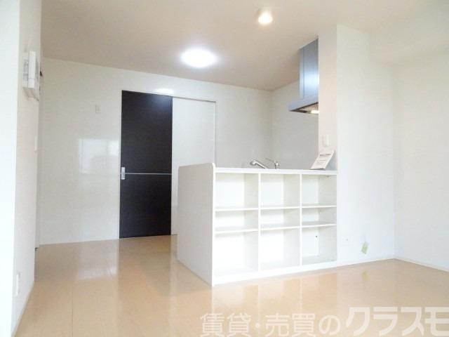 居室・リビング　カウンターキッチンです♪
