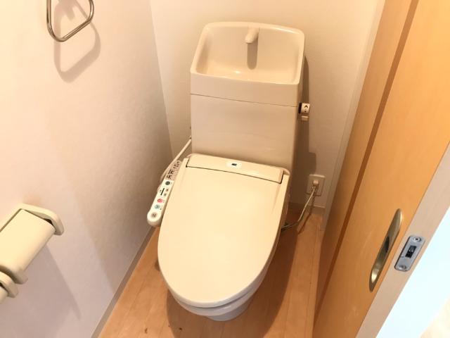 トイレ　トイレ
