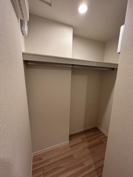 収納　ウォークインクローゼットです