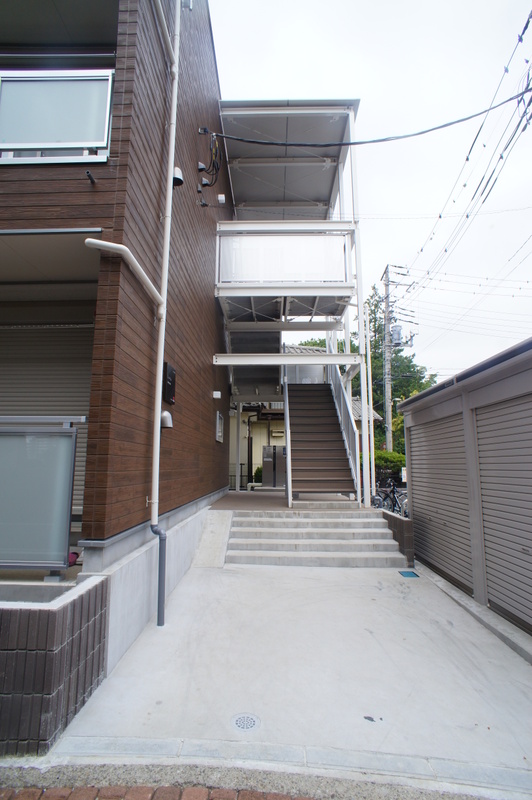 エントランス　建物の内部です