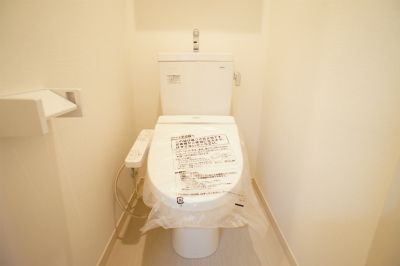 トイレ　別部屋参照写真