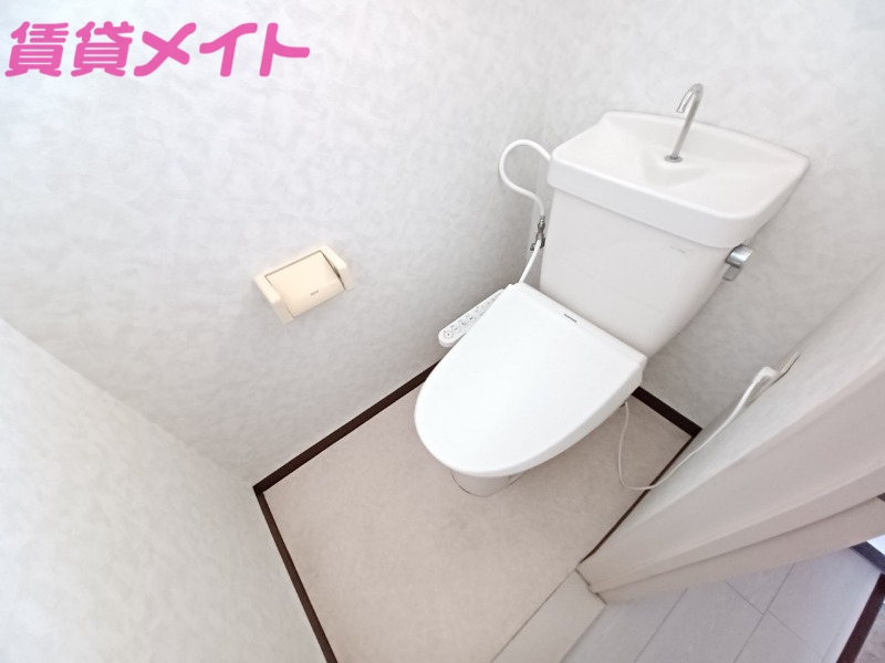 トイレ　別部屋参考写真です