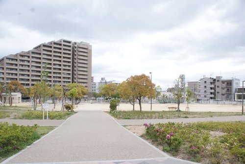 公園　小寄公園（公園）まで760m