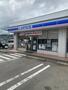 コンビニ　ローソン福岡歯科大前店（コンビニ）まで949m
