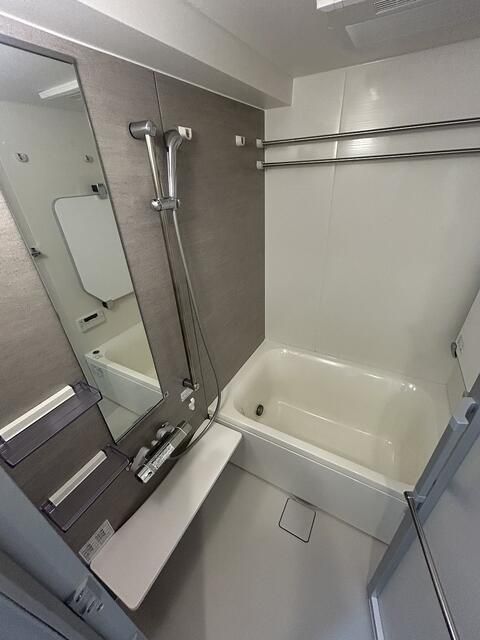 バス・シャワールーム　別部屋参考写真