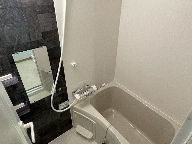 バス・シャワールーム　写真は同シリーズの類似部屋参考です。