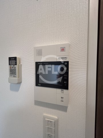 セキュリティ　ミュプレ江坂　インターホン