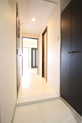 玄関　ゆったりとした玄関です