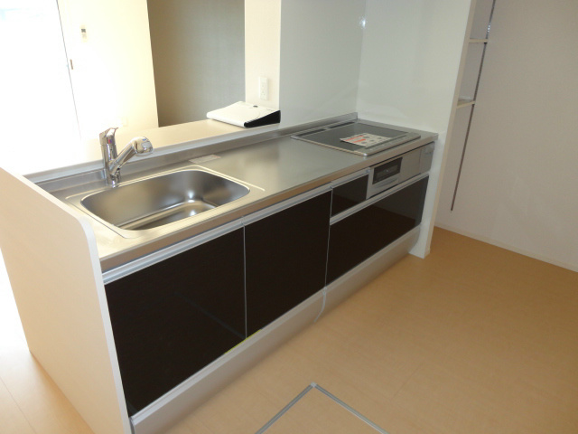 キッチン　※別部屋参考写真です。