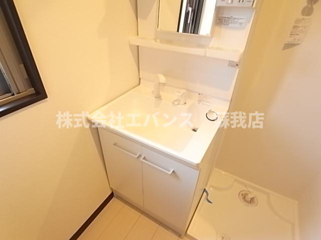 洗面設備　使いやすい洗面所です