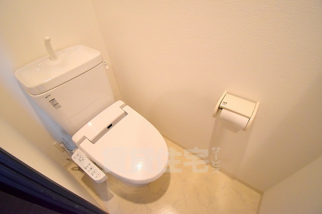 レジュールアッシュPREMIUM TWIN-1のトイレ写真