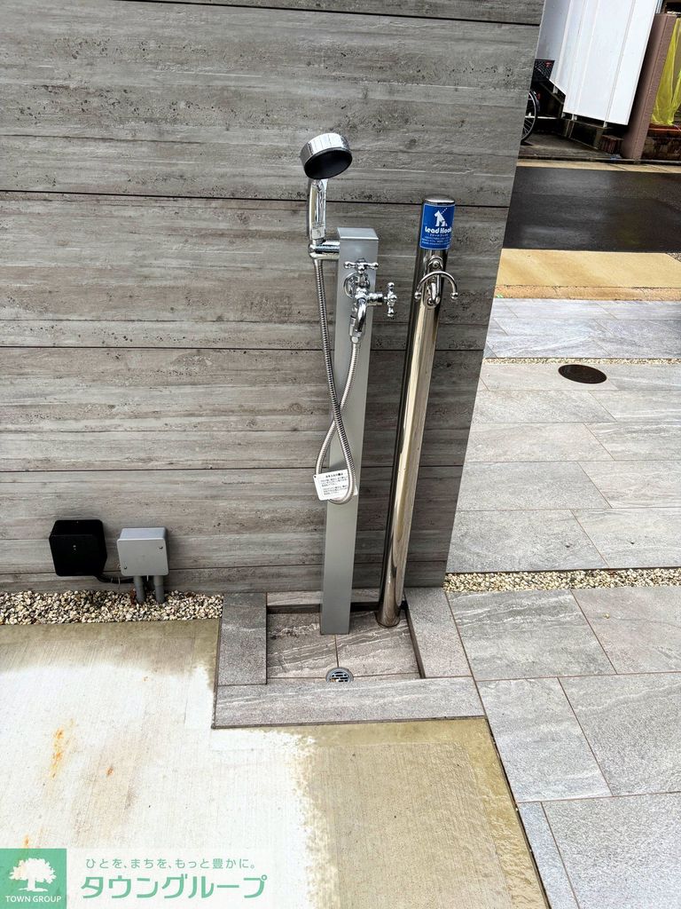 シャンゼリゼ千種の外観写真