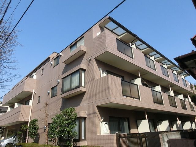 建物外観　★千歳船橋駅徒歩９分買い物・通勤・通学に便利★