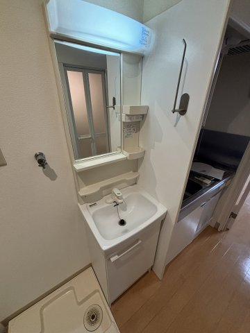 洗面設備　※別部屋参考画像です。