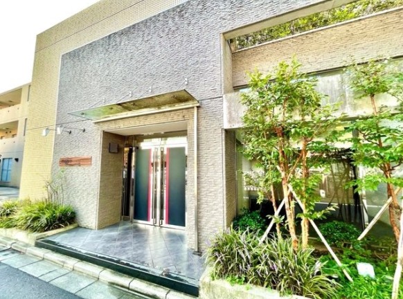 レジディア西新宿IIの外観写真