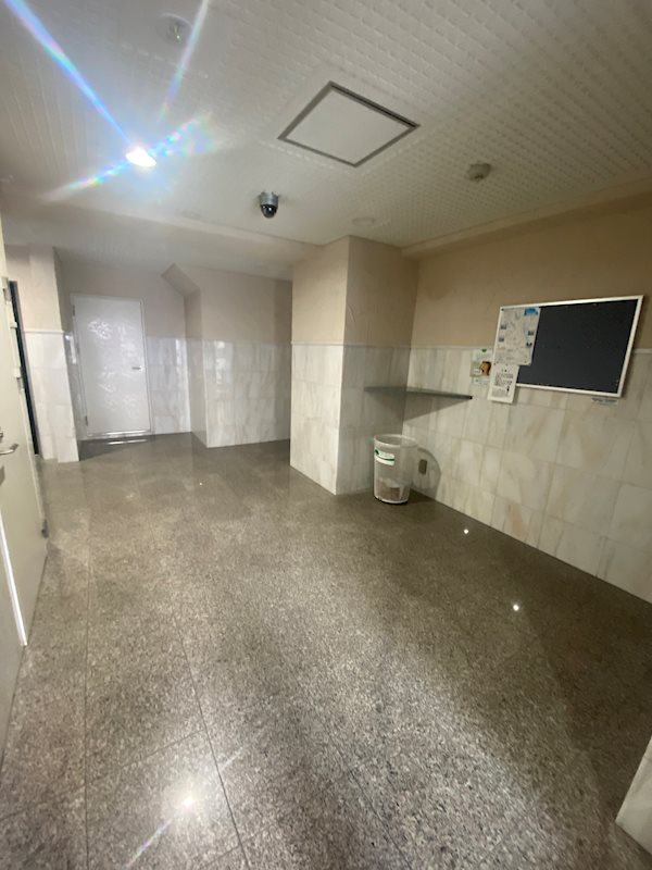 地下鉄七隈線 渡辺通駅 徒歩5分 10階建 築21年の外観写真
