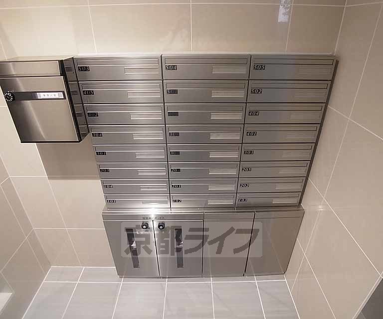 ベラジオ烏丸三条IIの外観写真