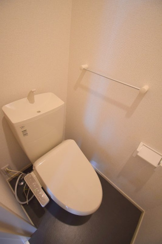 ＪＲ芸備線 三次駅 徒歩11分 2階建 築10年のトイレ写真