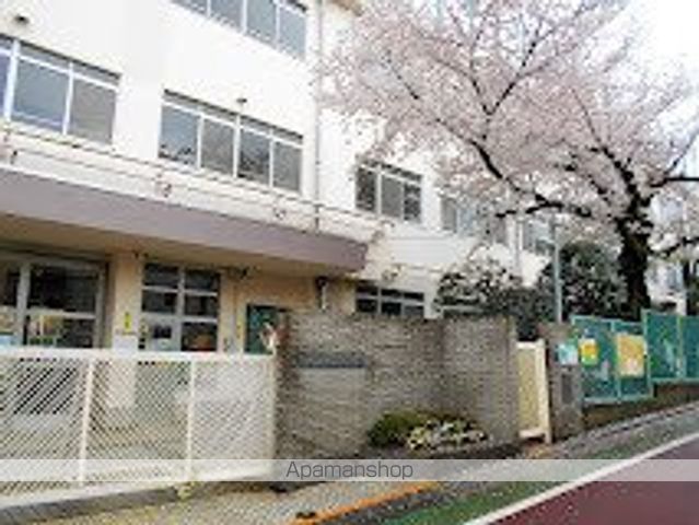 小学校　田園調布小学校（小学校）まで795m