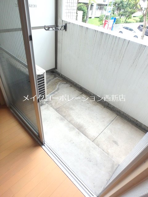 地下鉄七隈線 六本松駅 徒歩9分 5階建 築21年の内装写真