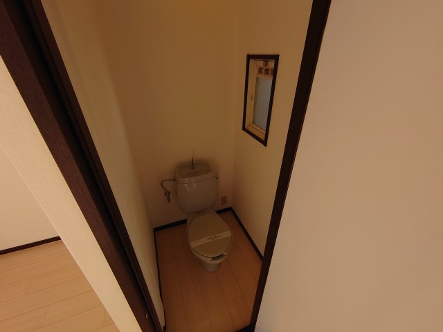 コートビレジ1のトイレ写真