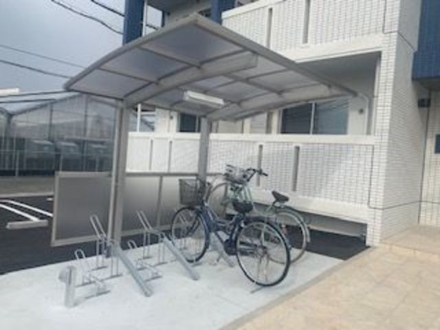 その他共有部分　【駐輪場】現況を優先致します。