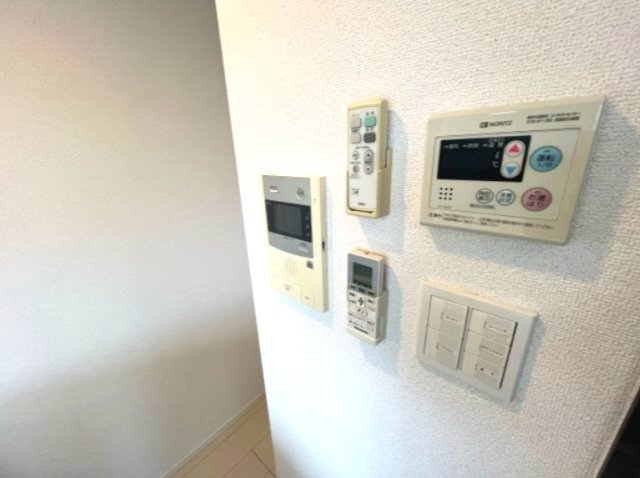 セキュリティ　同建物内、別のお部屋の参考写真になります。