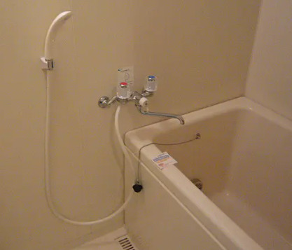 バス・シャワールーム　別部屋の画像を使用しております。