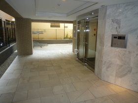 ロビー　《見学予約受付中》シリーズ型分譲賃貸マンション！