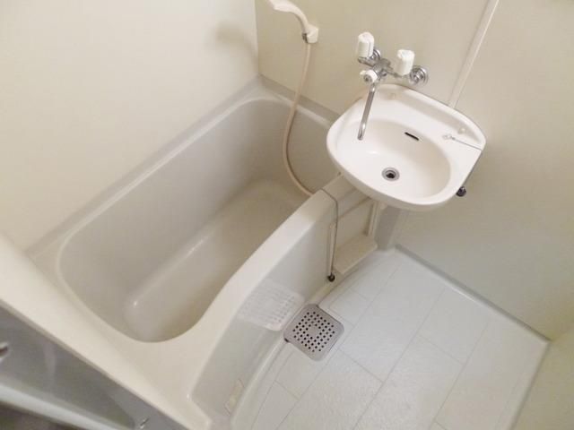 バス・シャワールーム　お部屋探しは株式会社　タウンハウジング　までお気軽にお問合…