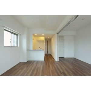 エステムプラザ名古屋D.C.2027の居間写真