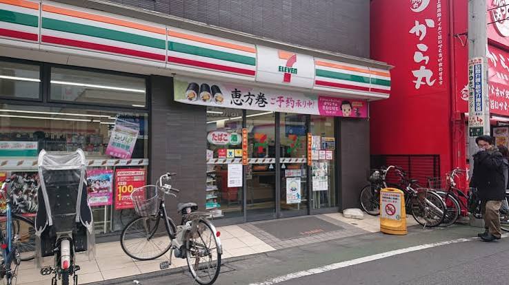 コンビニ　セブンイレブン練馬富士見台駅西店（コンビニ）まで83m