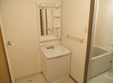 クレストール来山 Bの内装写真