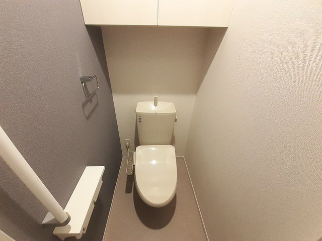 トイレ　落ち着いたトイレです