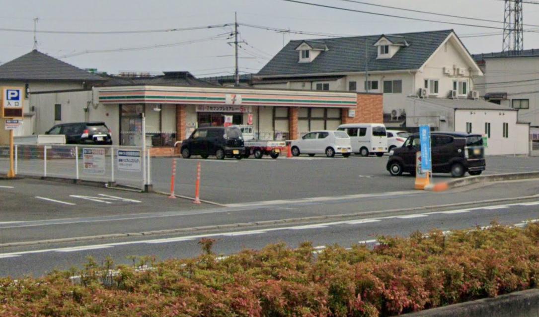 コンビニ　セブンイレブン倉敷西坂店（コンビニ）まで421m
