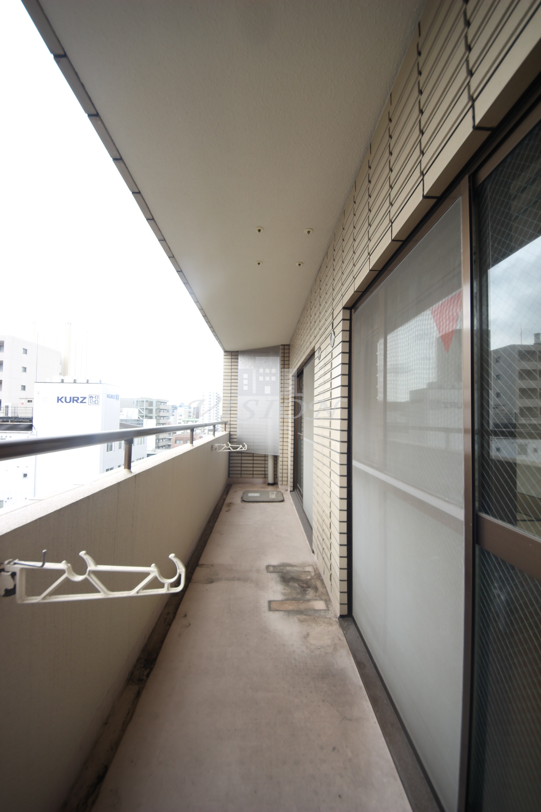 地下鉄御堂筋線 江坂駅 徒歩5分 8階建 築29年の内装写真