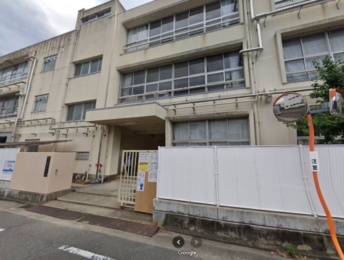 小学校　和歌山市立高松小学校（小学校）まで1013m