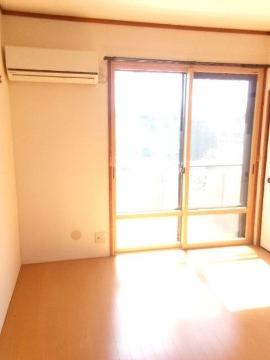 居室・リビング　洋室(1)