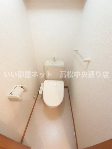【エフ・エレガント　Ｂのトイレ】
