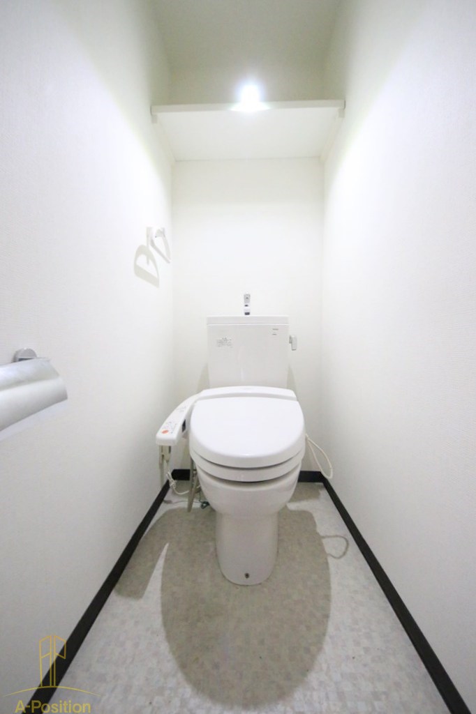 トイレ　U-ro上六